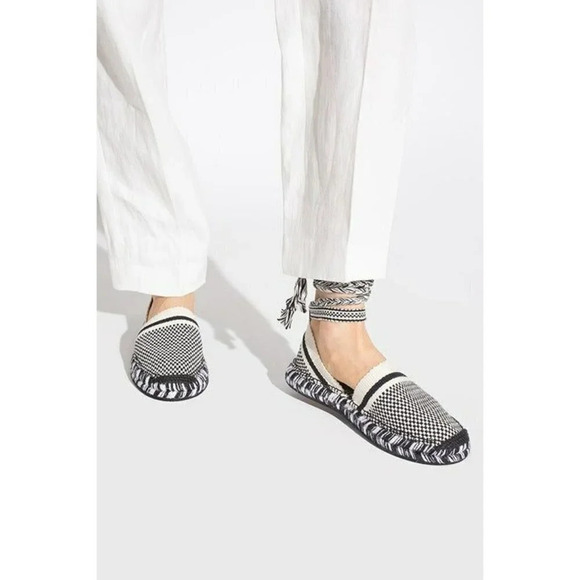 Chloe Women's Meril Canvas Ankle Tie Espadrille Flats Size 36 W (MSRP $695) - Picture 2 of 10